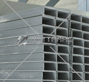 Труба профильная 40х25 мм в Мариуполе